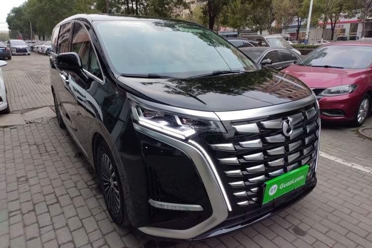 Used Denza D9 2024 DM-i 980 Four-Wheel Drive Prestige Model