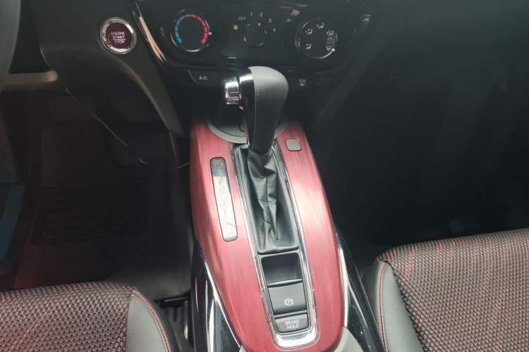 Used Honda XR-V 2017 1.8L EXi CVT Comfort Version
