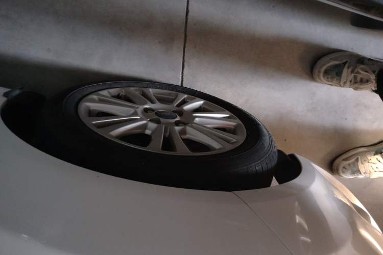 Used Ford Fiesta 2013 Sedan 1.5L Automatic Fashion Edition
