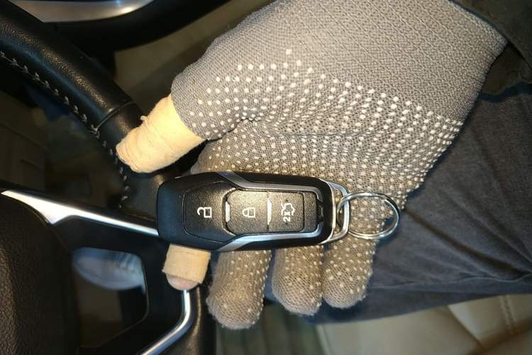 Used Ford Edge 2016 EcoBoost 245 Two-Wheel-Drive Titanium 7-Seater
