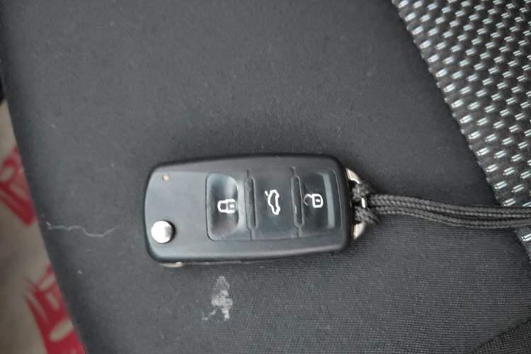 Used Volkswagen Polo 2013 1.4L Automatic Comfort Edition