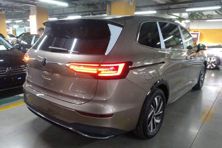 Used Volkswagen Viloran 2020 330TSI Luxury Edition
