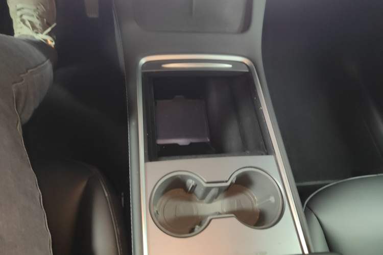 Used Tesla Model Y 2021 Standard Range Rear-Wheel Drive Version