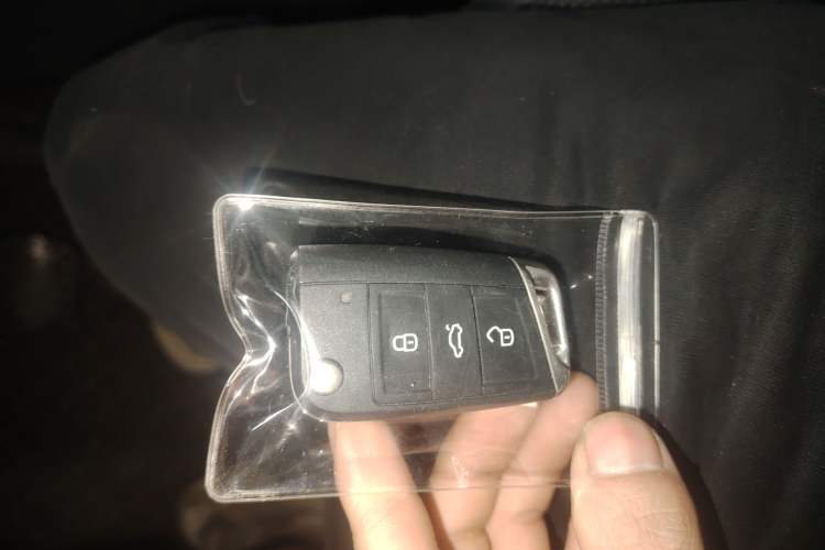 Used Volkswagen Tayron 2019 330TSI Two-Wheel Drive Luxury Model China VI Standard