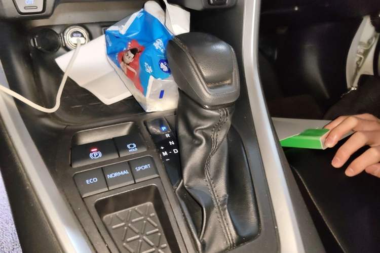 Used Toyota RAV4 2021 2.0L CVT Two-Wheel Drive Urban Edition
