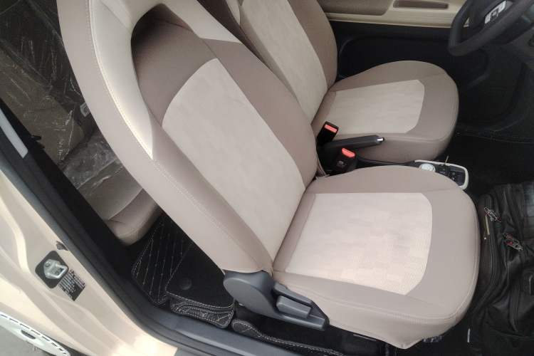 Used Chery QQ Ice Cream 2024 Edition Youth Version 205km Sundae