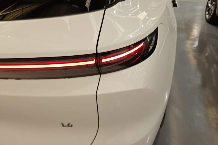 Used Li Auto L6 2024 Pro Model
