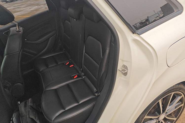 Used Mercedes-Benz B-Class 2015 B 200 Luxury Model