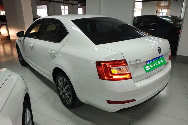 Used Skoda Octavia 2017 1.6L Automatic Chuanxing Edition
