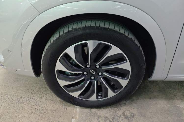 Used Hima AITO M7 2024 1.5T Intelligent Driving 4WD Max Edition 5 Seats