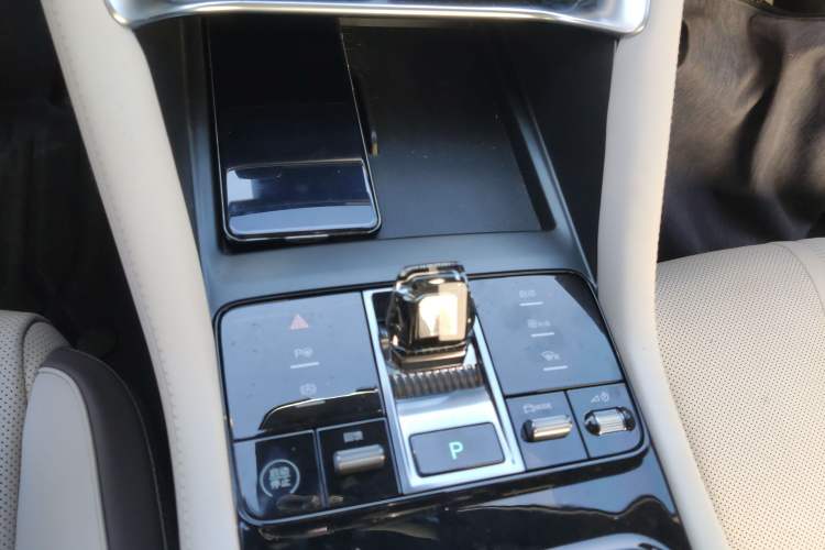 Used BYD Song PLUS New Energy 2025 EV Intelligent Driving Version 520km Premium Model
