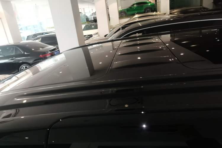 Used VOYAH Dream 2025 PHEV Four-Wheel Drive Prestige Kunpeng Edition
