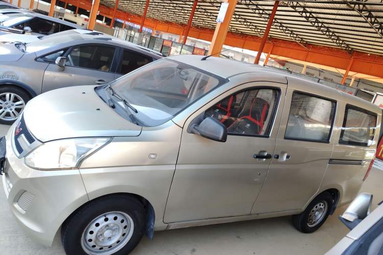 Used Wuling Rongguang V 2016 1.5L Practical Version
