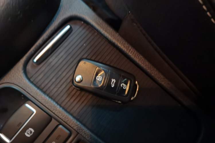 Used Volkswagen Tiguan 2017 300TSI Automatic Two-Wheel Drive Silk Road Luxury Edition
