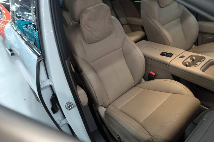 Used Li Auto Li Auto i6 
