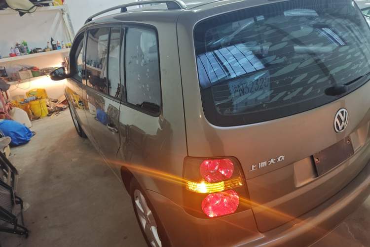 Used Volkswagen Touran 2015 1.4T Manual Comfort Edition 5-Seater
