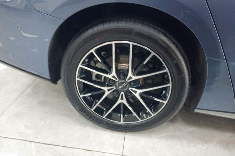 Used BYD Seal 2023 DM-i 1.5T 121km Flagship Model