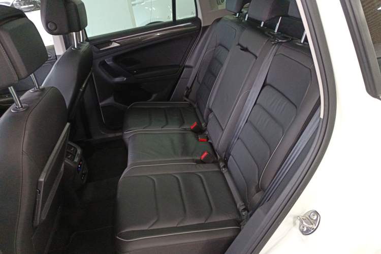 Used Volkswagen Tiguan 2018 330TSI All-Wheel-Drive Innovation Model
