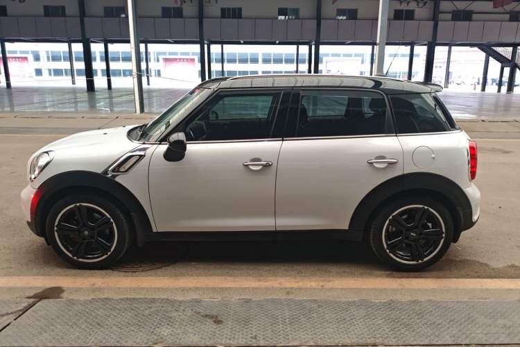 Used  Countryman 2014 1.6T COOPER S
