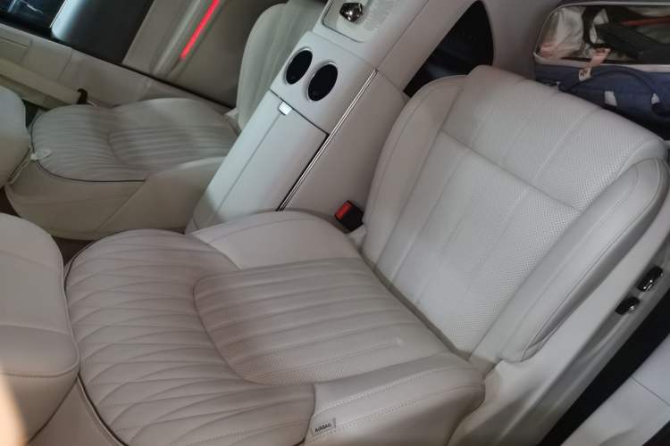 Used VOYAH Dream 2025 PHEV Four-Wheel-Drive Flagship Kunpeng Edition
