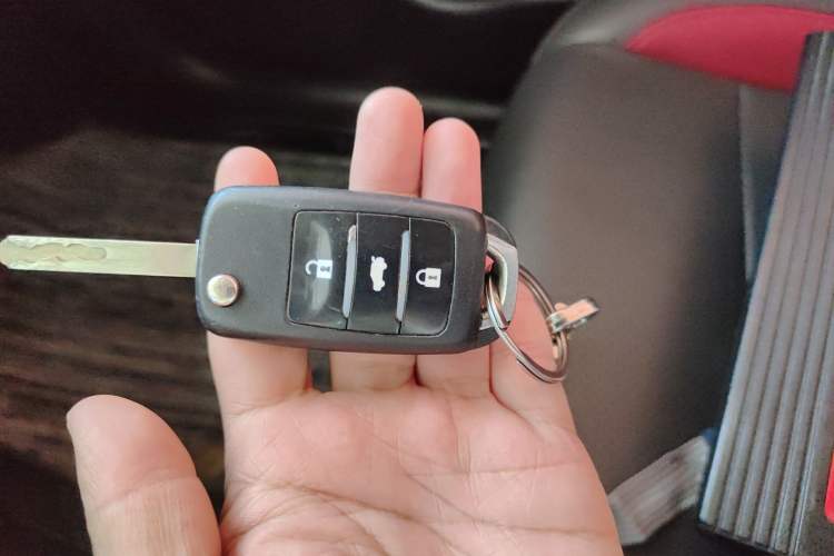 Used Changan CS15 2017 1.5L Automatic Luxury Model with Sunroof
