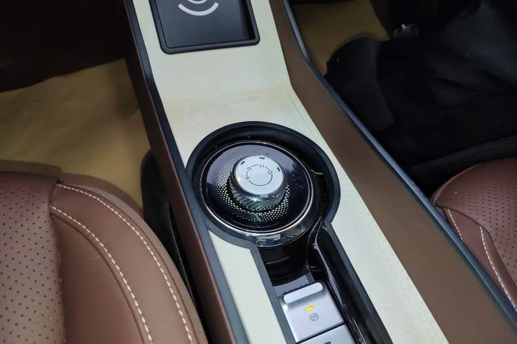 Used Wuling Bingo 2024 333 km Enjoyment Version
