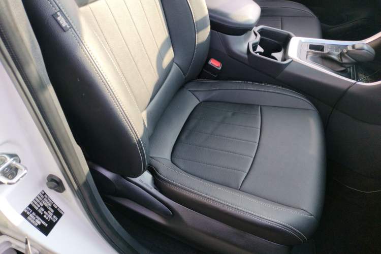 Used Toyota RAV4 2020 2.0L CVT 4x4 Trend Edition