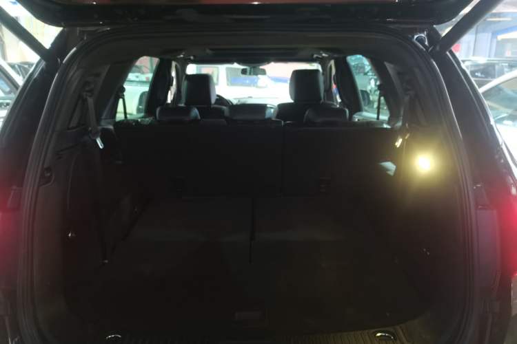 Used Ford Everest 2017 2.0T Gasoline Automatic 4x4 Luxury Edition 7 Seats
