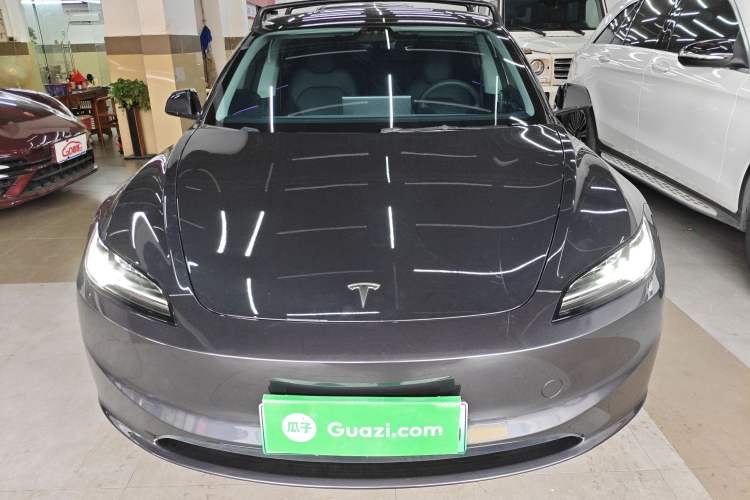 Used Tesla Model 3 2023 Long-Range All-Wheel-Drive Version