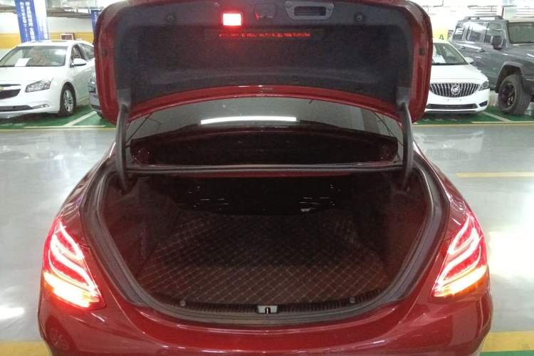 Used Mercedes-Benz C-Class 2017 Restyled C 200 Sport Edition
