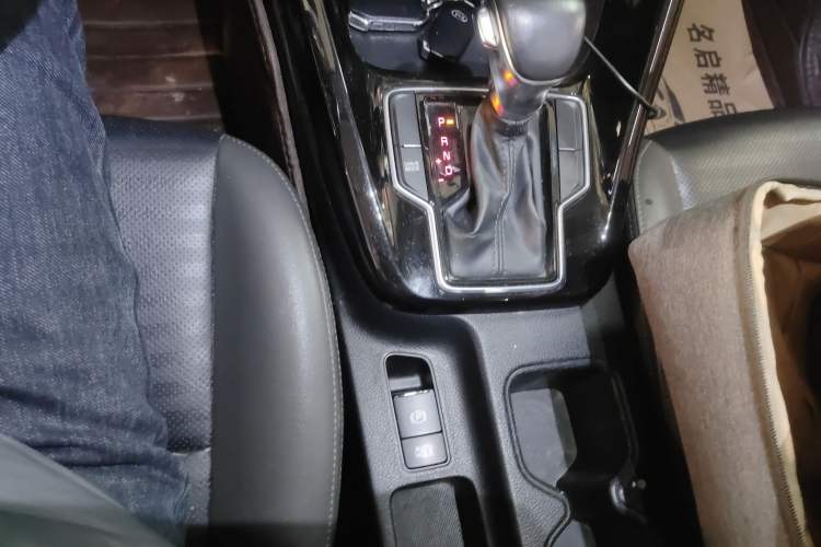 Used Kia Sportage R 2018 2.0L Automatic Smart Luxury Version China V Standard
