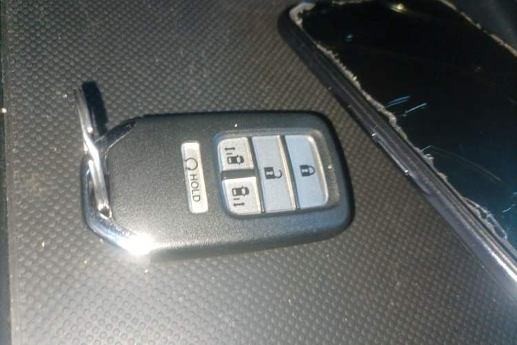 Used Honda Elysion 2019 2.0L Hybrid Supreme Edition
