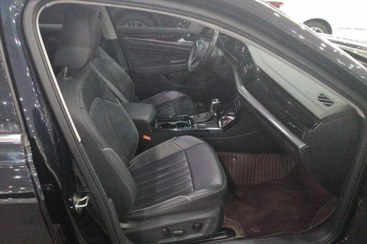 Used Volkswagen Passat 2022 330TSI Starry Elite Edition