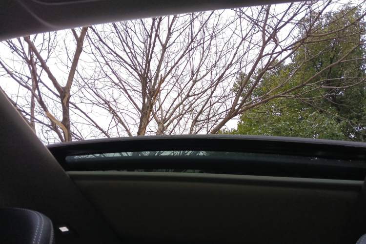 TDK.VehicleDetails.img