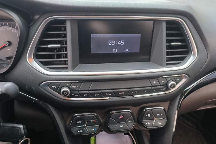 Used GAC Trumpchi GS4 2015 200T Manual Elite Edition
