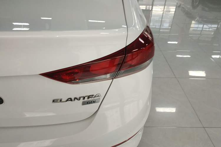 Used Hyundai Elantra 2016 1.6L Automatic ZhiXuan – Elite Version