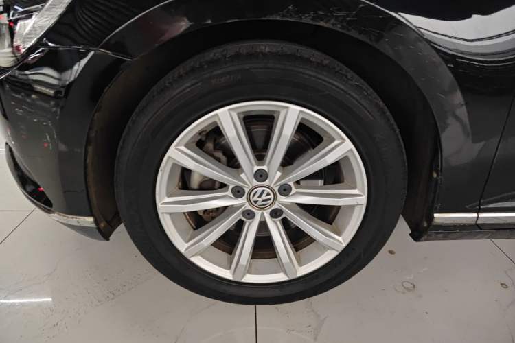 Used Volkswagen Magotan 2019 330TSI DSG Leading Edition China V Standard
