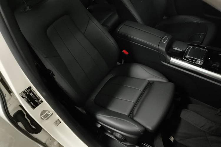 Used Mercedes-Benz B-Class 2020 B 200 Fashion Model