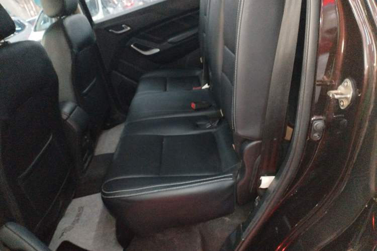 Used JMC Yusheng S350 2016 2.0T Automatic Two-Wheel Drive Gasoline Luxury Edition 5 Seats
