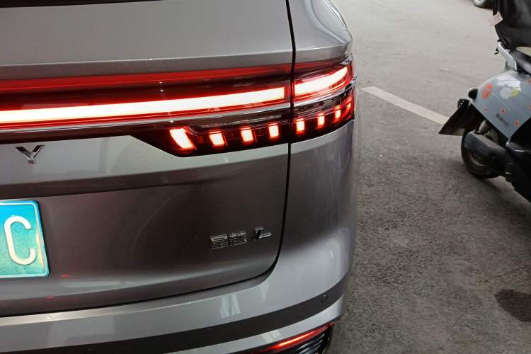 Used Geely Auto Monjaro L 2021 2.0TD DCT EVO Two-Wheel Drive Smart Luxury Version
