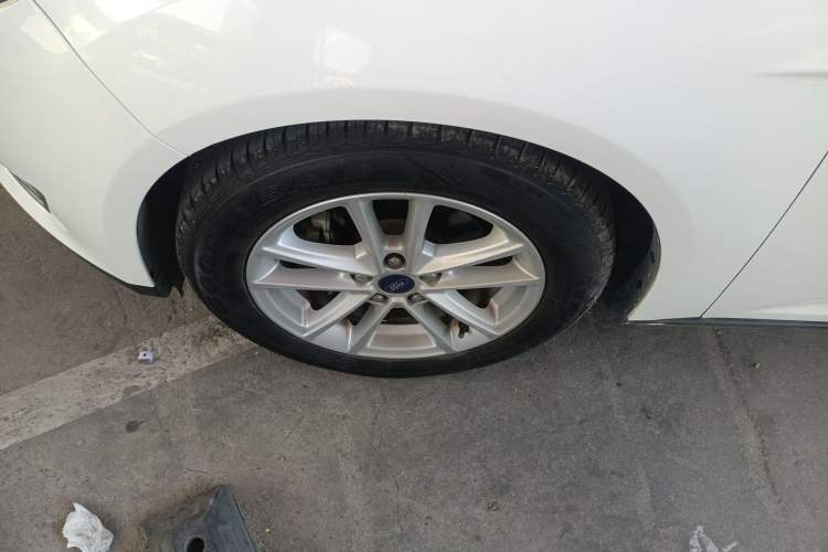 Used Ford Focus 2015 Sedan EcoBoost 180 Automatic Elite Model
