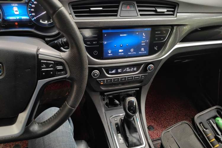 Used Geely Auto Emgrand 2017 Sedan Million Edition 1.5L CVT Upward Version