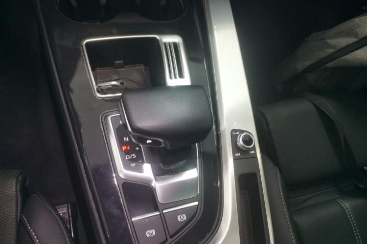 Used Audi A4L 2020 40 TFSI Fashion Dynamic Model
