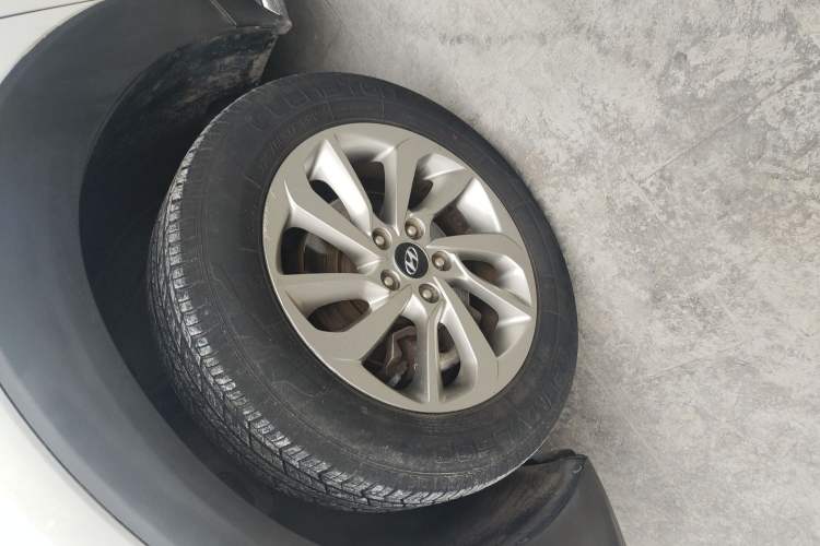 Used Hyundai Tucson 2015 1.6T Dual-Clutch Two-Wheel-Drive Smart Model
