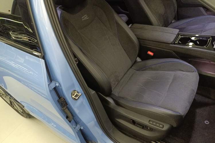 Used Volkswagen Tiguan L 2024 PRO 380TSI Four-Wheel Drive R-Line Prestige Edition
