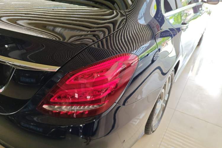 Used Mercedes-Benz C-Class 2015 C 200 L Sport Edition
