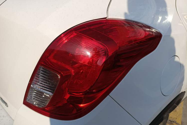 Used Buick Encore 2018 18T Automatic Two-Wheel Drive Urban Leading Model
