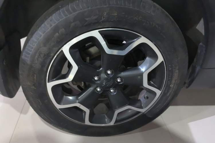 Used Subaru XV 2014 2.0i Comfort Edition
