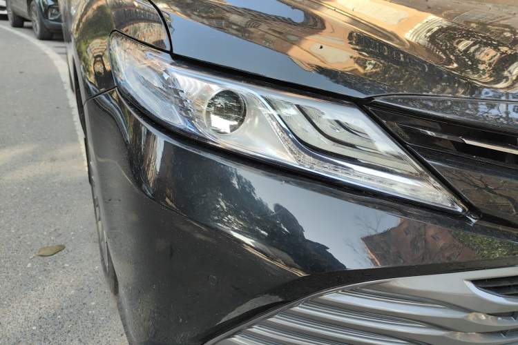 Used Toyota Camry 2019 Dual-Engine 2.5 HG Luxury Edition China V Standard