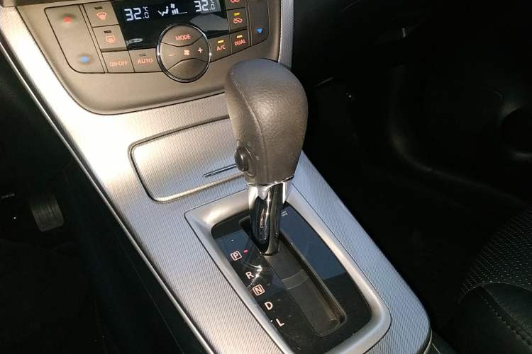 Used Nissan Sylphy 2014 1.6XV CVT Deluxe Edition
